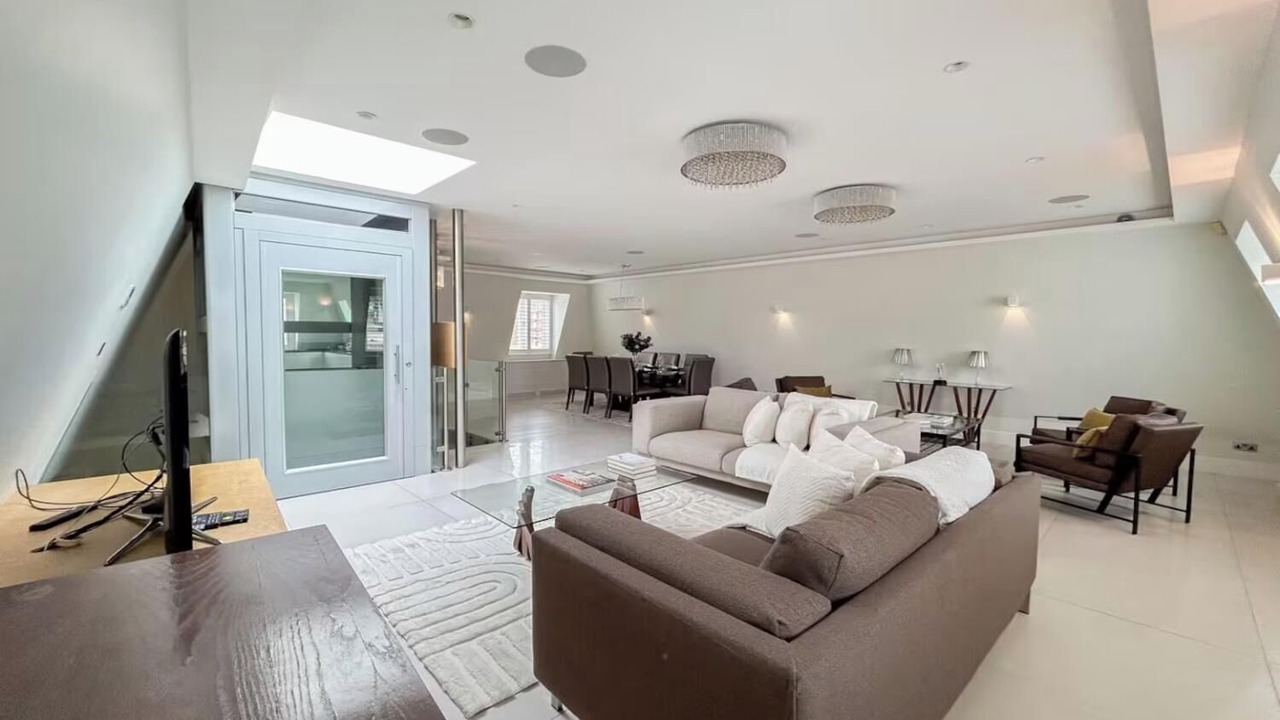 Photo of Livingroom in Bayswater