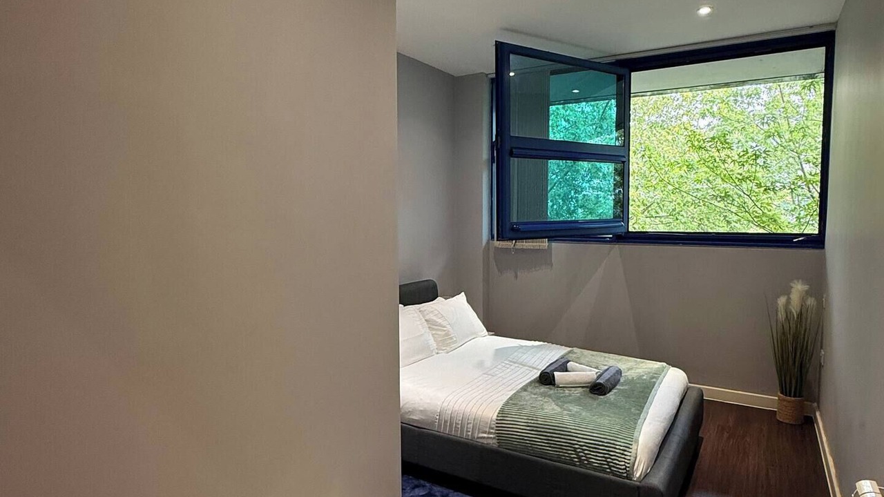 Photo of Bedroom in Harlington