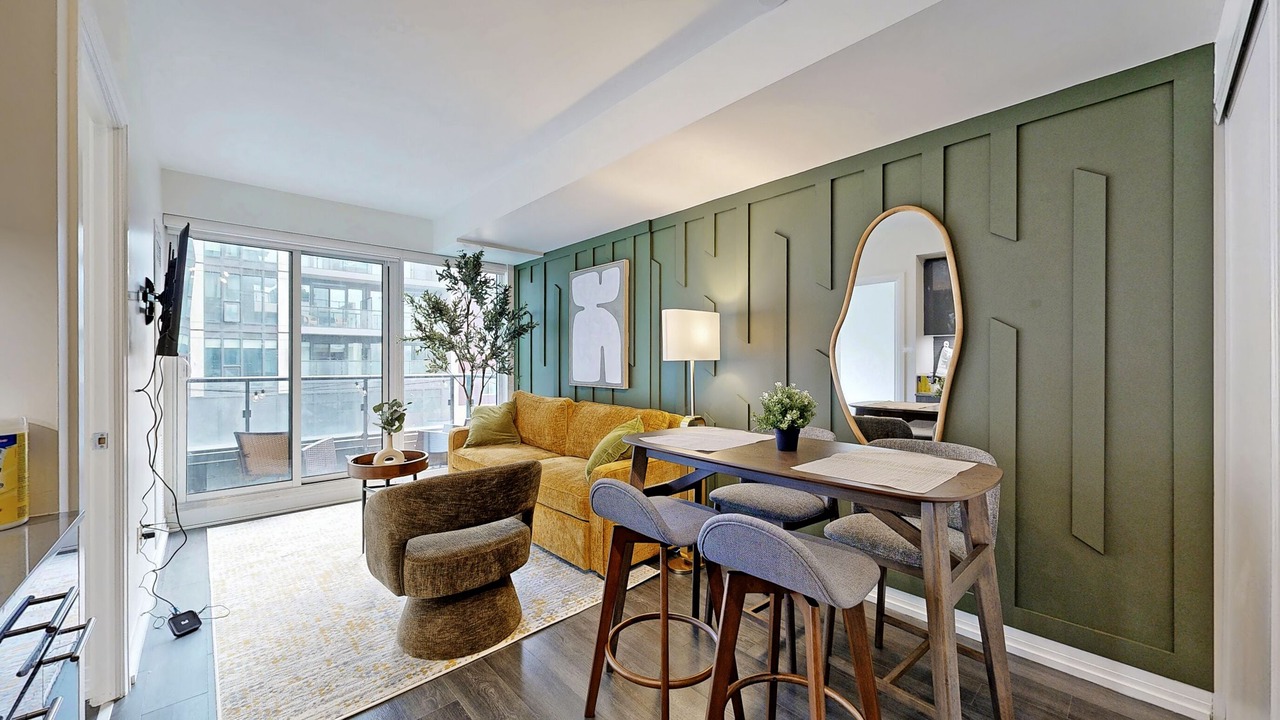 Photo of Livingroom in Garden District