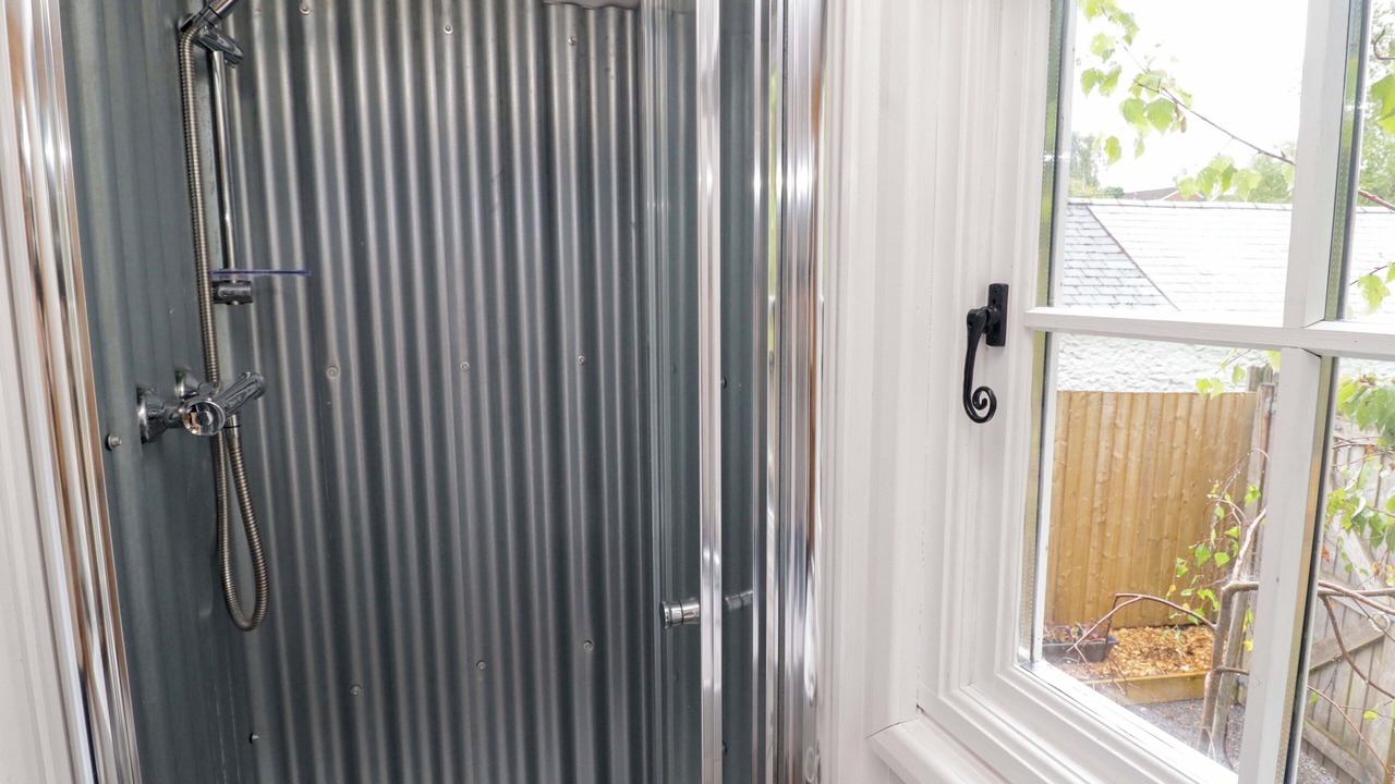 Photo of Bathroom in Nantgarw