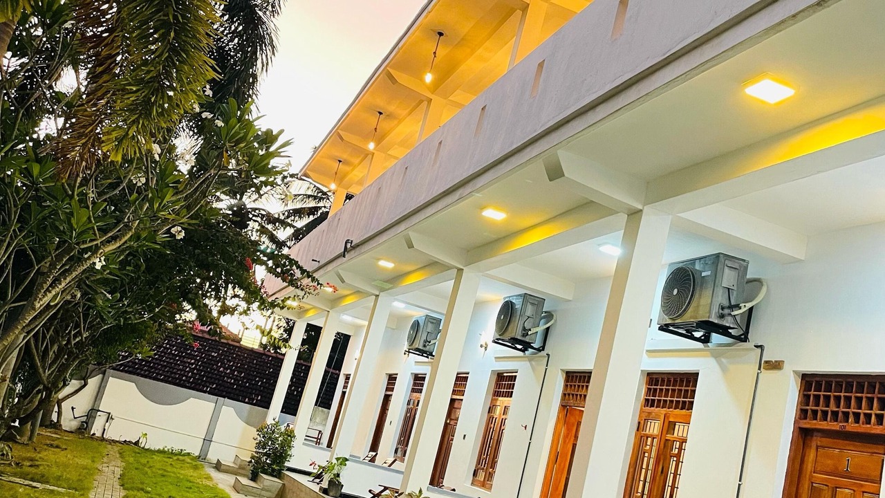 Photo of Patio Balcony in Pottuvil Division 2