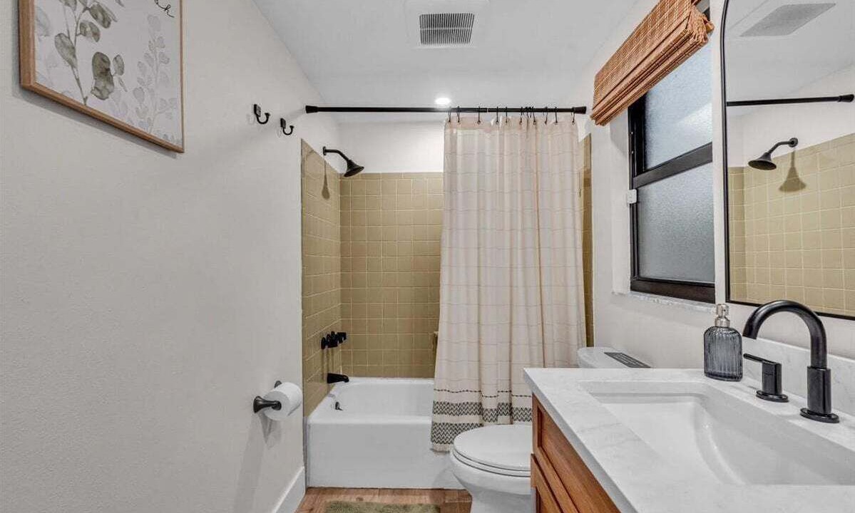Photo of Bathroom in Alta Vista