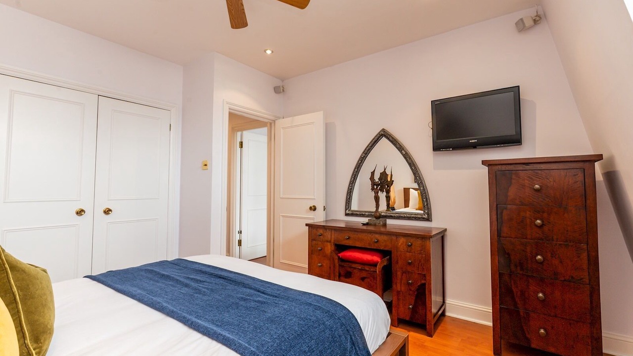 Photo of Bedroom in Pembridge