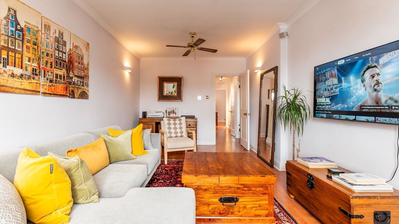 Photo of Livingroom in Pembridge