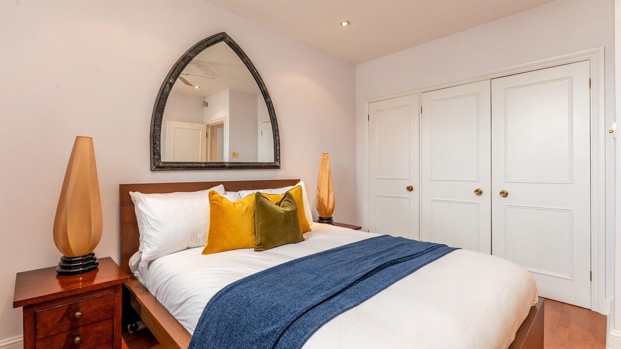 Photo of Bedroom in Pembridge