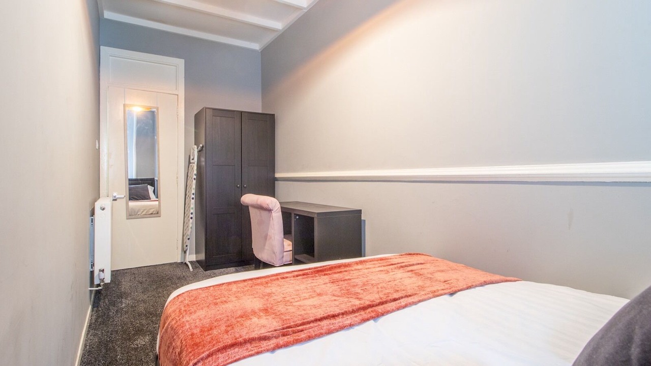 Photo of Bedroom in Glasgow Westend