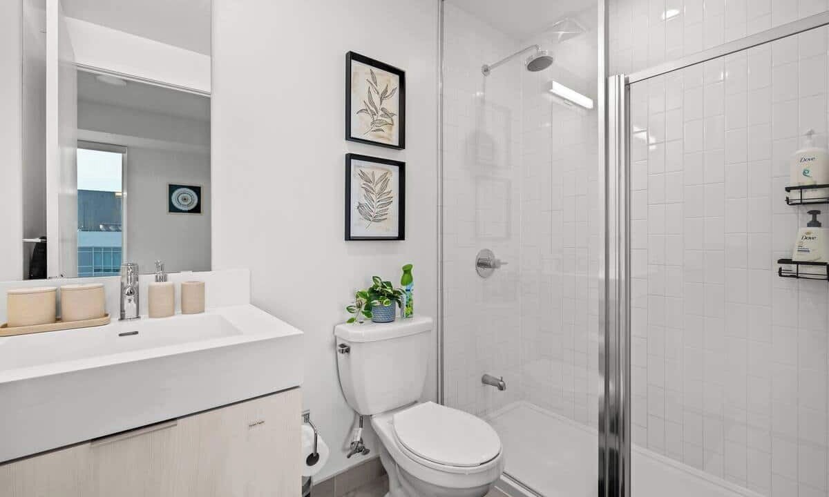 Photo of Bathroom in Cabbagetown