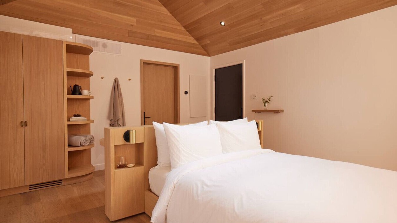 Photo of Bedroom in Algonquin Highlands