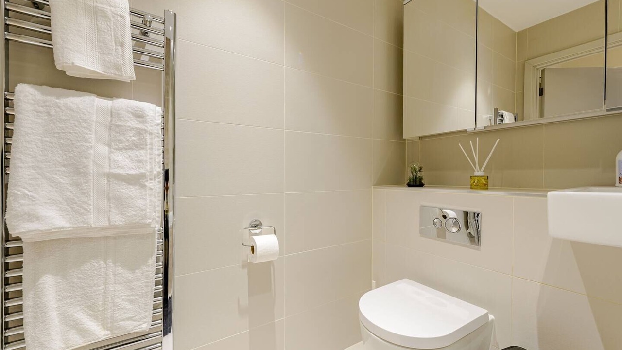 Photo of Bathroom in St. Pancras and Somers Town