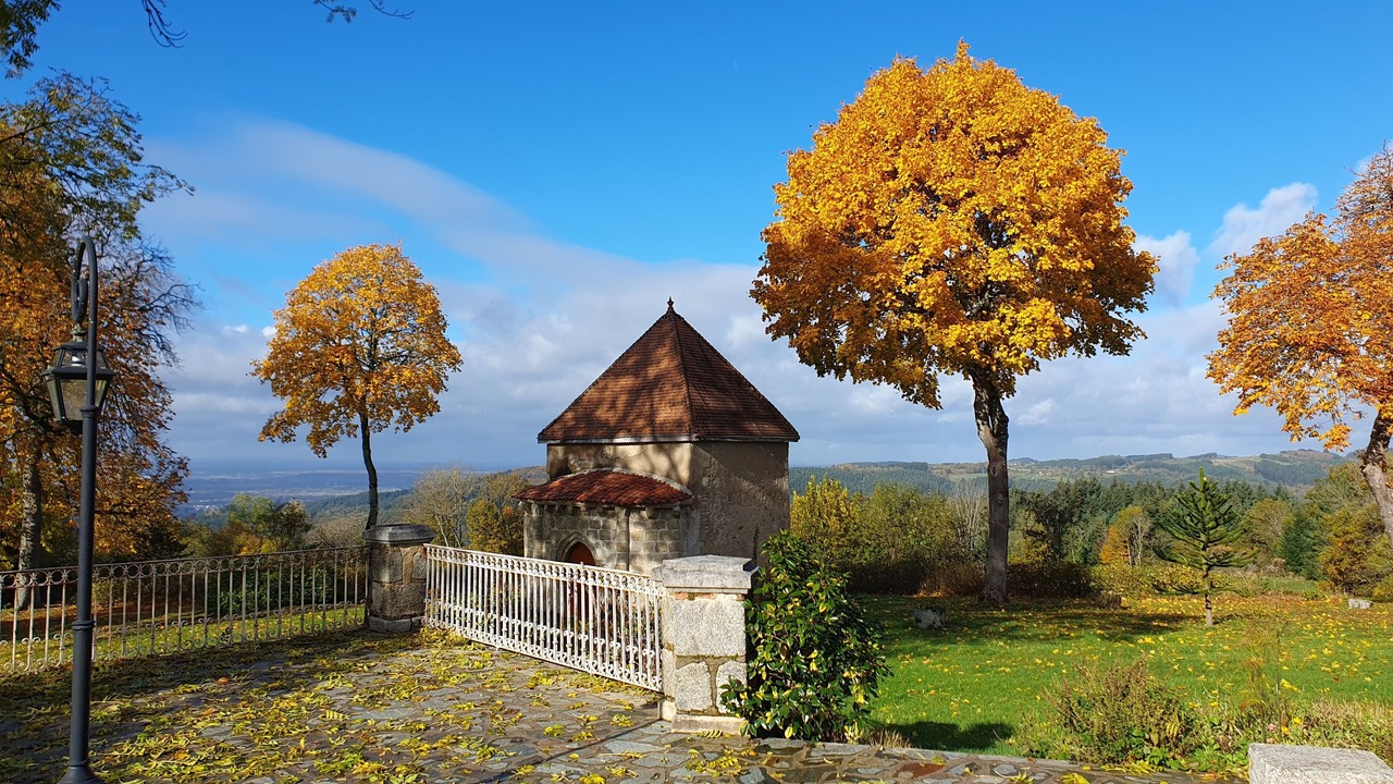 Photo of Outdoor in Saint-Victor-Montvianeix