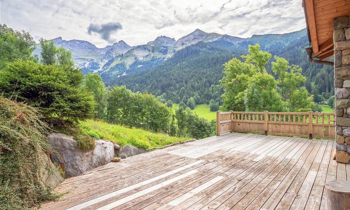 Photo of Patio Balcony in La Clusaz