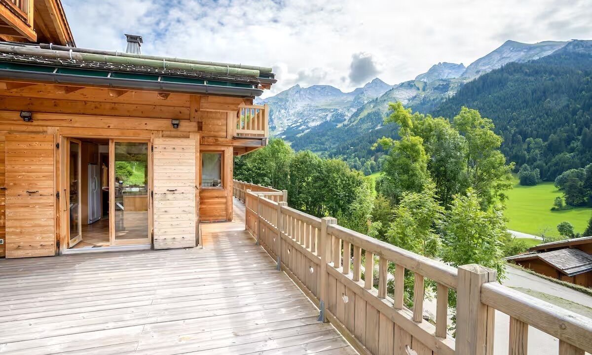 Photo of Patio Balcony in La Clusaz