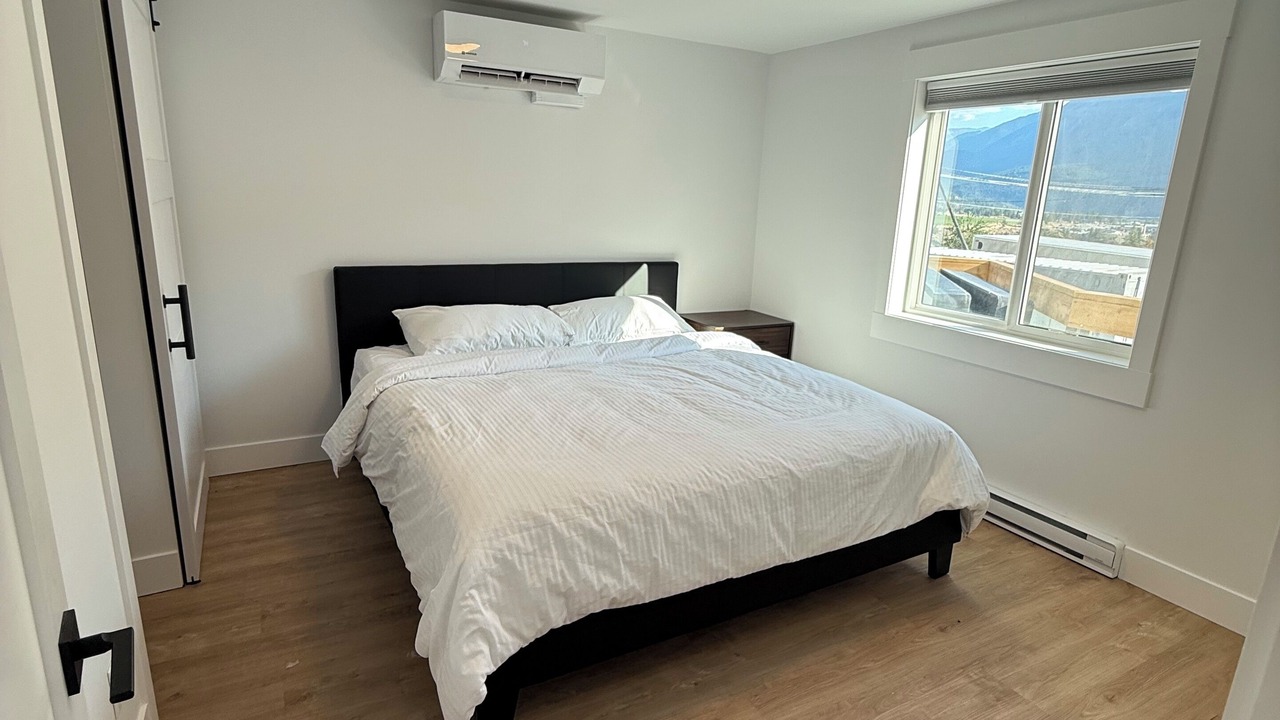 Photo of Bedroom in Lillooet