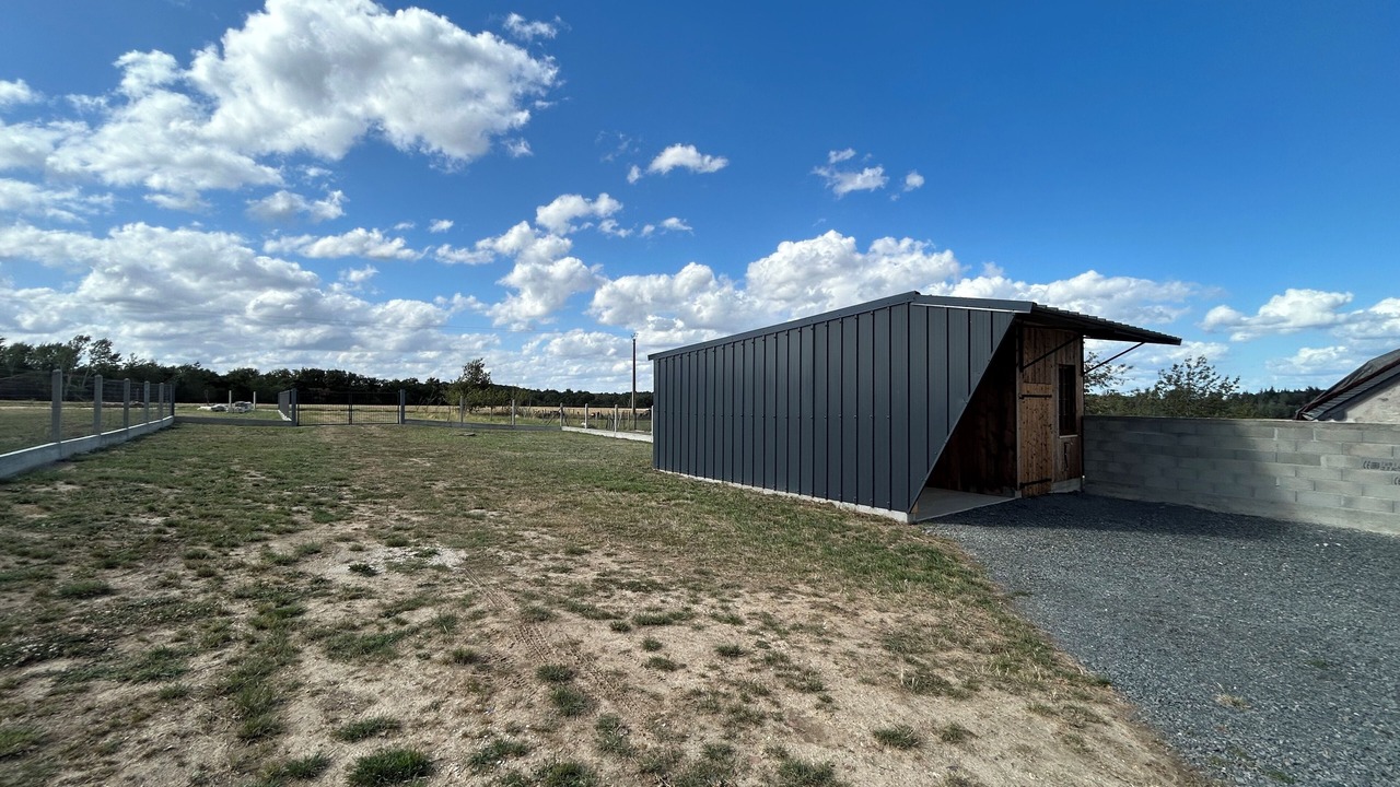 Photo of Outdoor in Faverolles