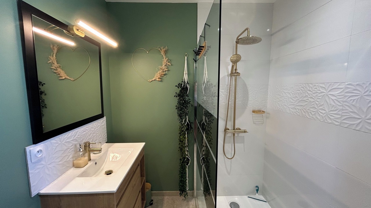 Photo of Bathroom in Faverolles