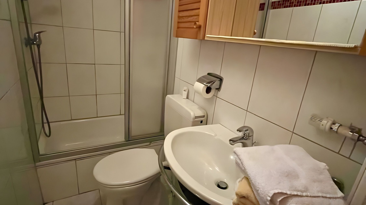 Photo of Bathroom in Loecherberg
