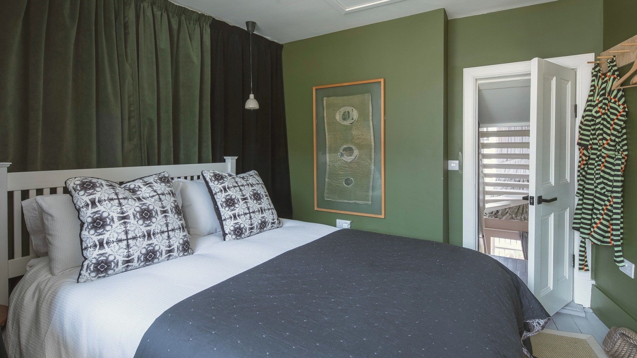 Photo of Bedroom in South Queensferry