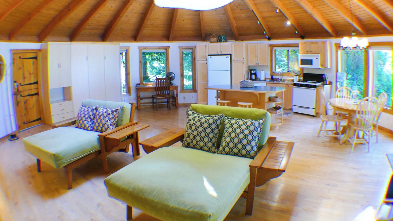 Photo of Livingroom in Lummi Island