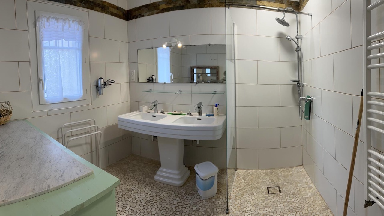Photo of Bathroom in Gonfaron