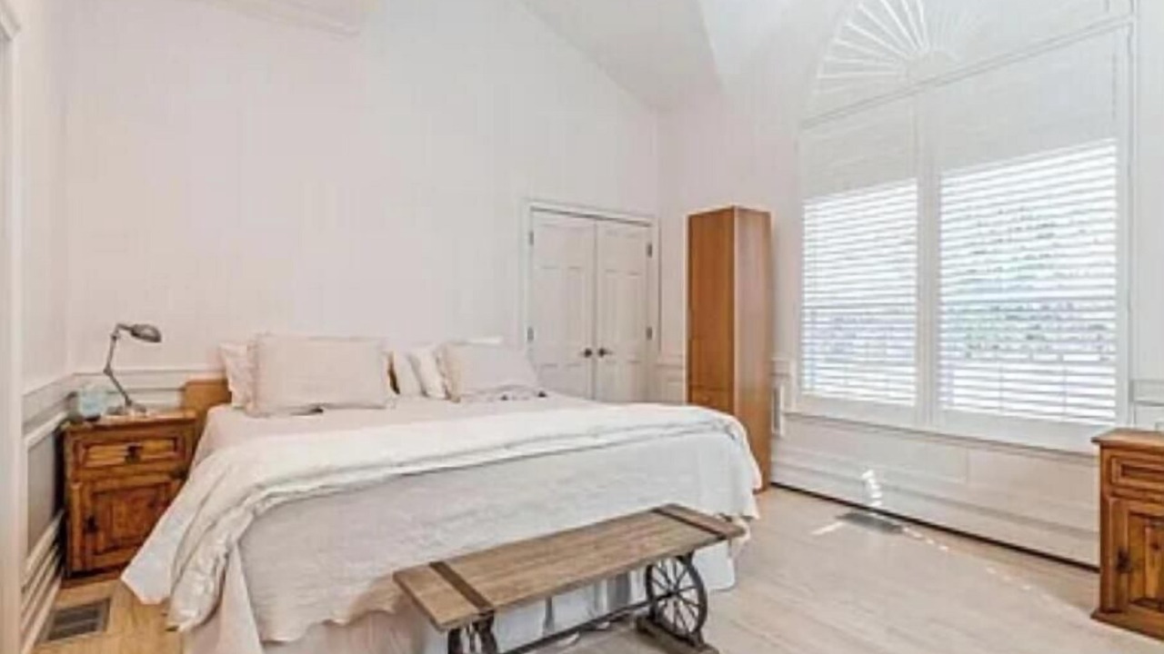 Photo of Bedroom in Wainscott Woods