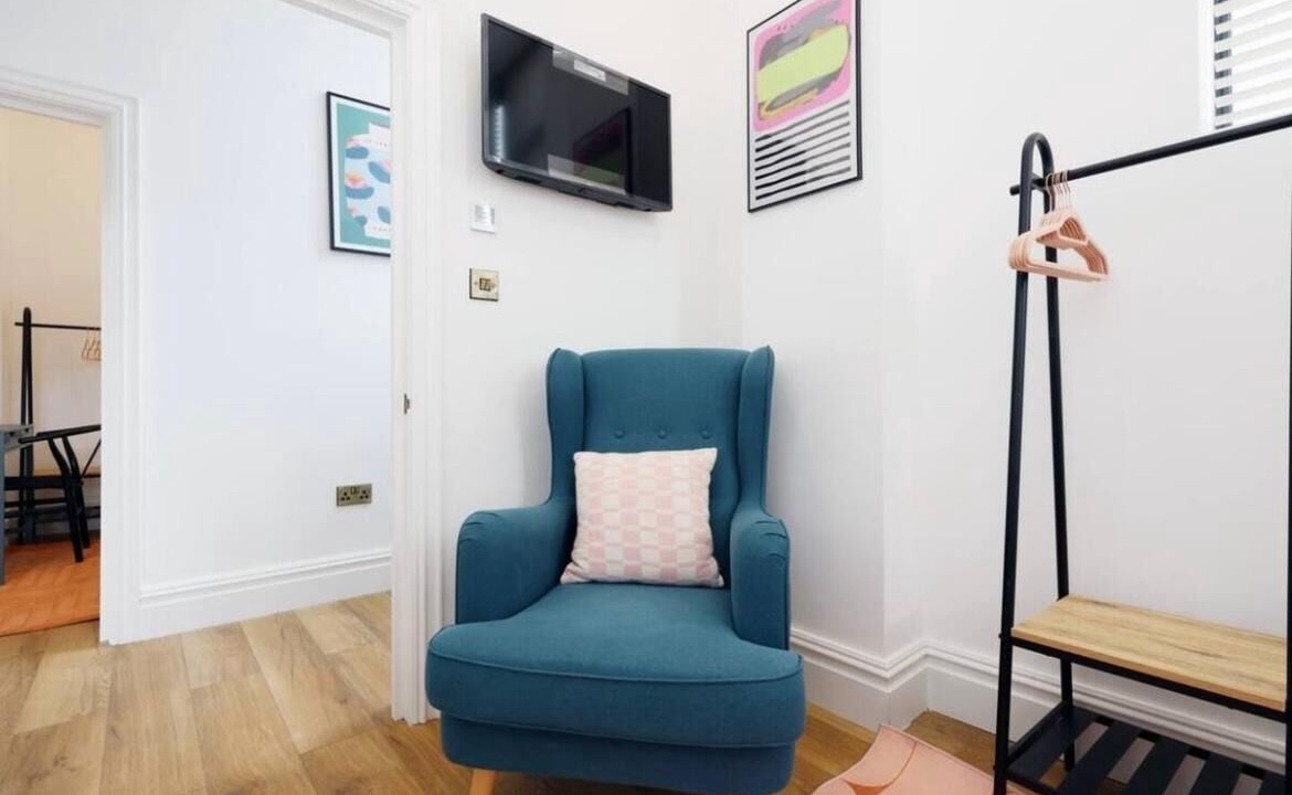 Photo of Livingroom in Saint Paul's