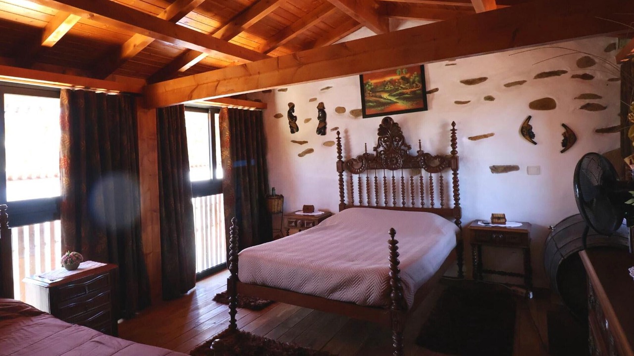 Photo of Bedroom in Molares