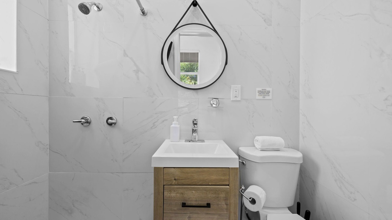 Photo of Bathroom in Gillespie Park