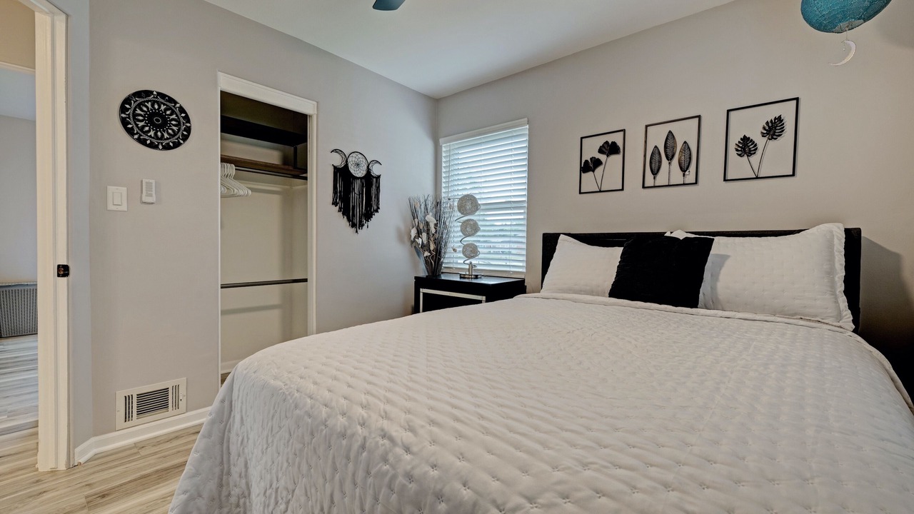 Photo of Bedroom in Drayton Plains