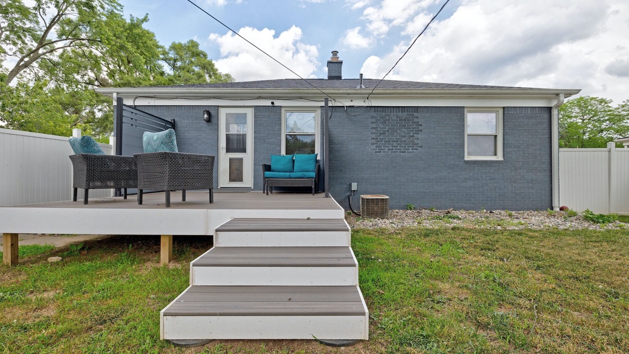 Photo of Patio Balcony in Drayton Plains