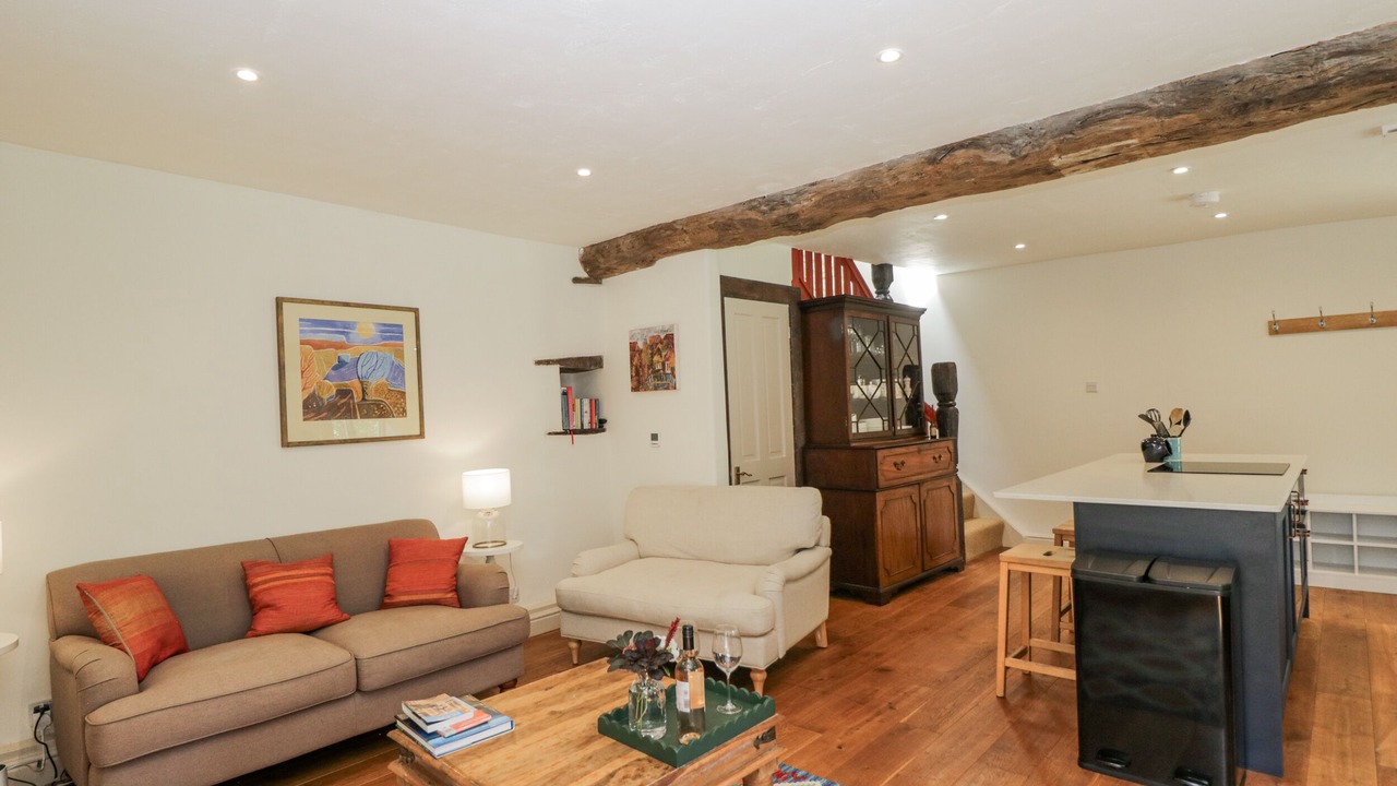 Photo of Livingroom in Ozleworth