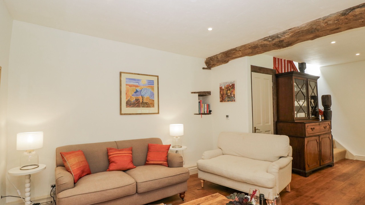 Photo of Livingroom in Ozleworth