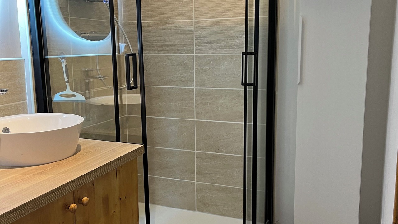 Photo of Bathroom in Les Deux Alpes