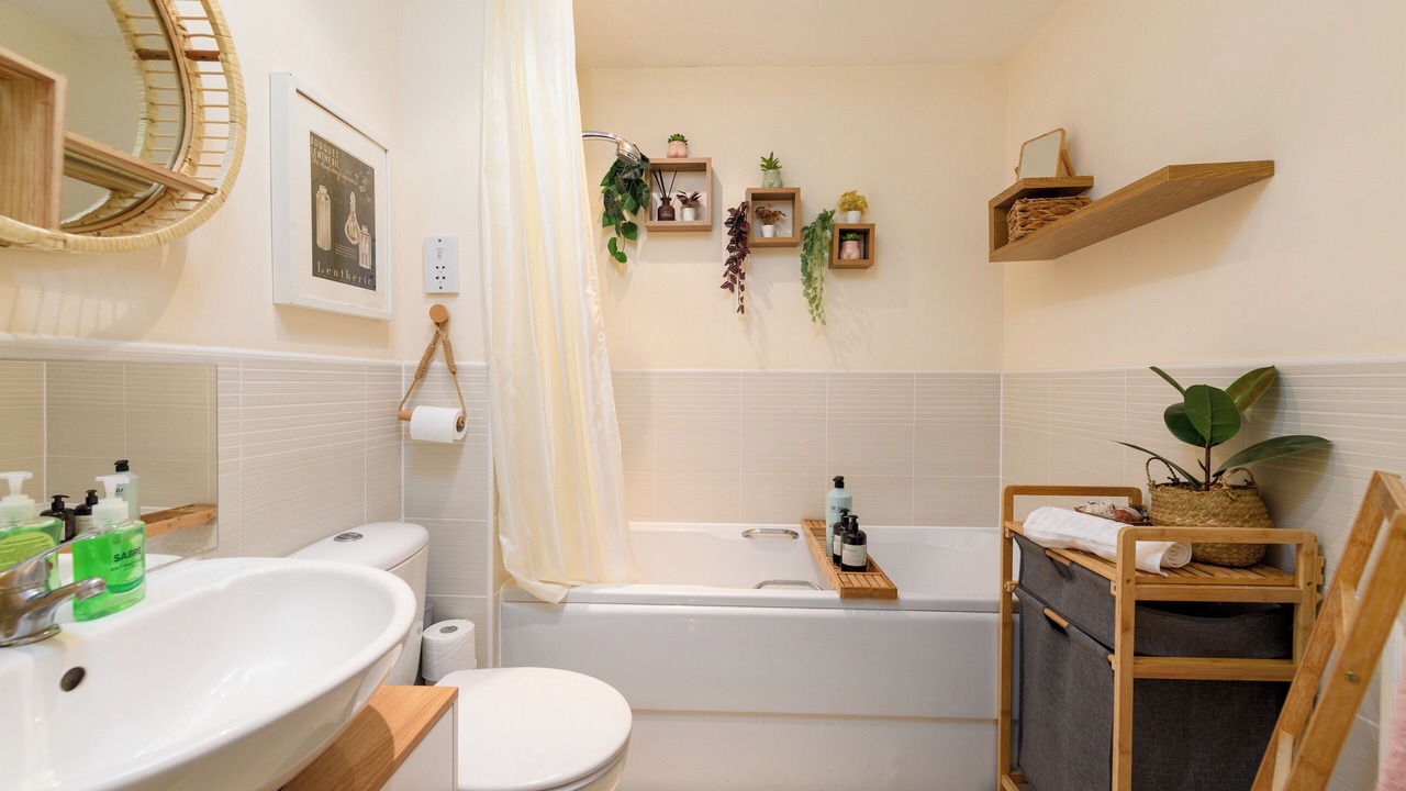 Photo of Bathroom in Grangetown