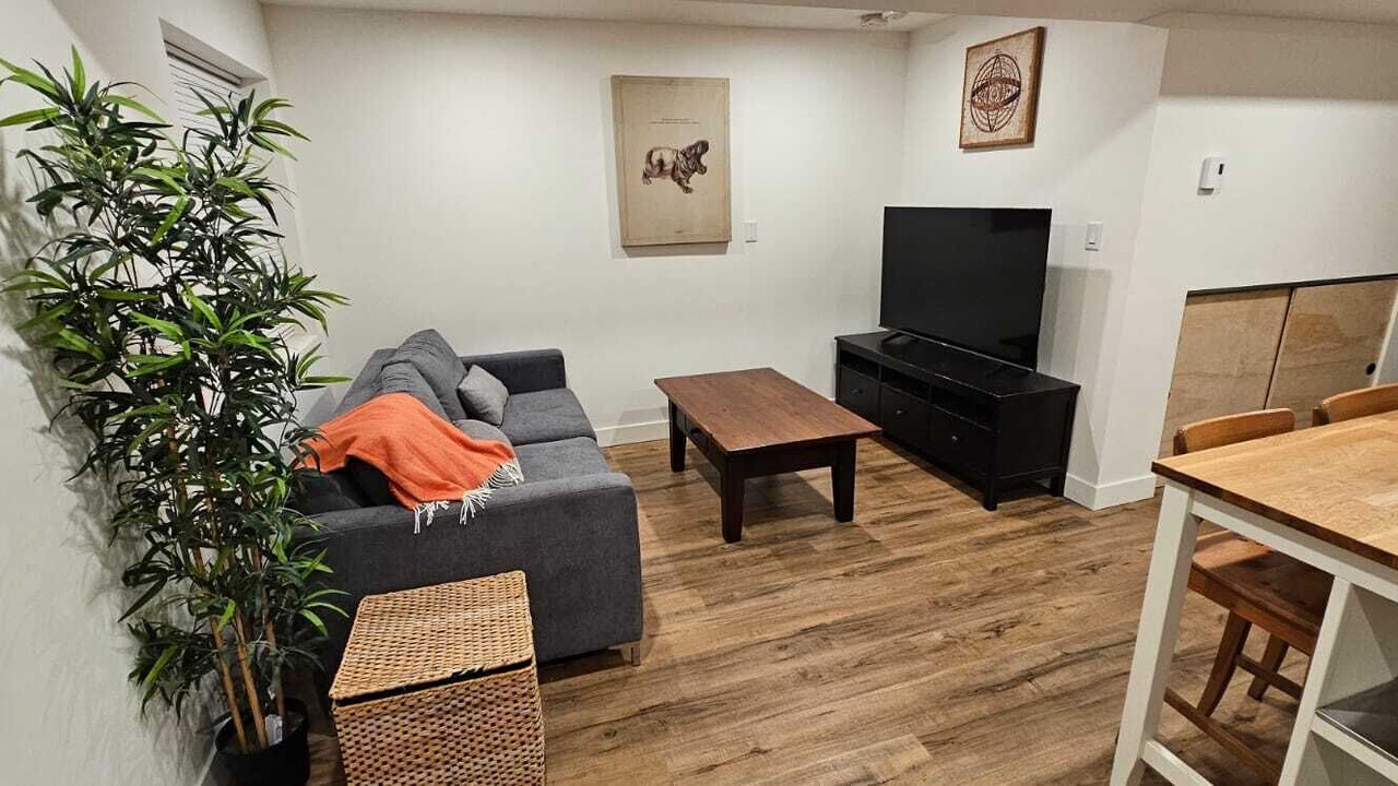 Photo of Livingroom in Walnut Grove