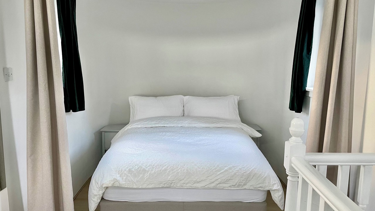 Photo of Bedroom in Inverkeithing