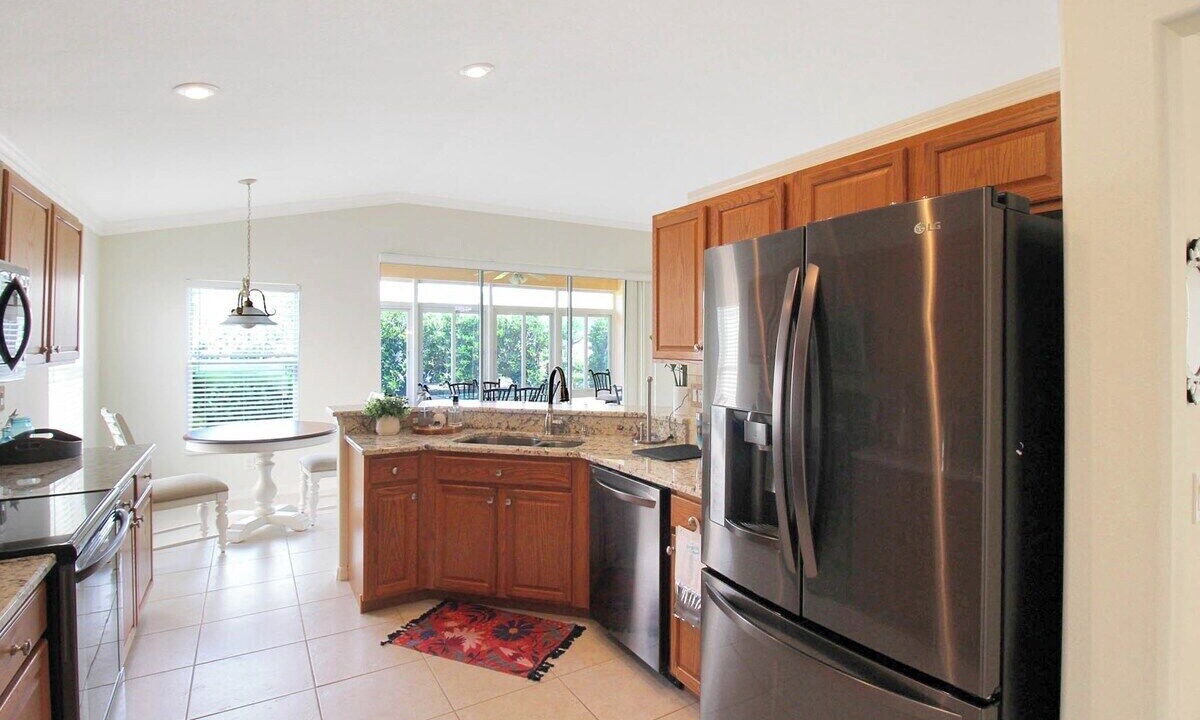 Photo of Kitchen in Wexford on the Green