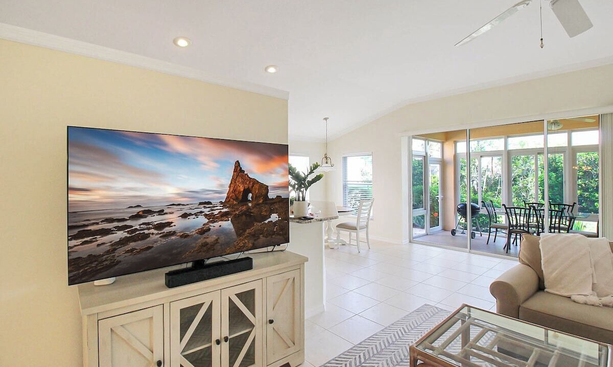 Photo of Livingroom in Wexford on the Green