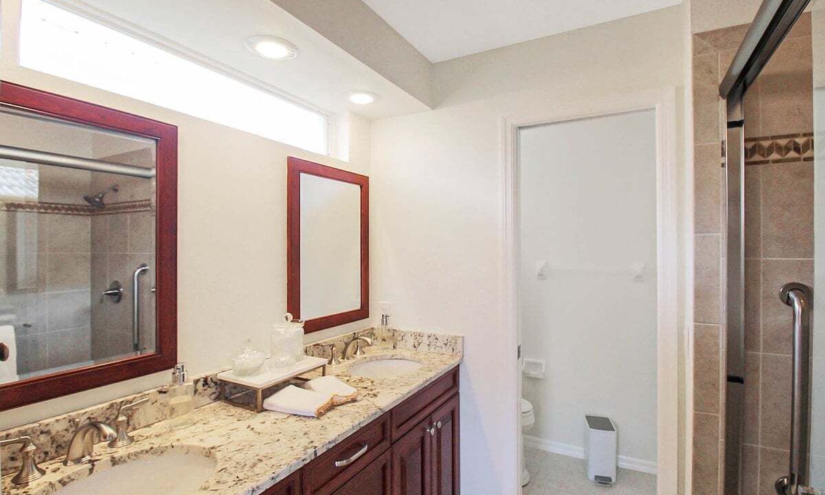 Photo of Bathroom in Wexford on the Green