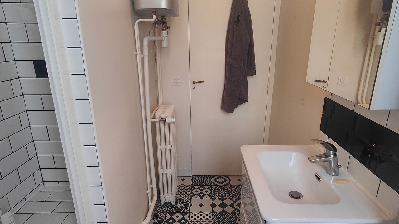 Photo of Bathroom in Quartier de la Roquette