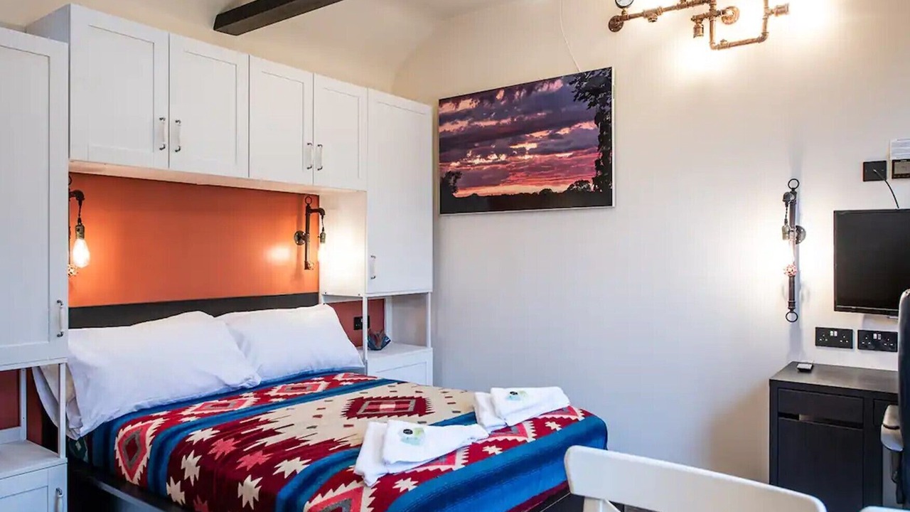 Photo of Bedroom in Grafton Regis