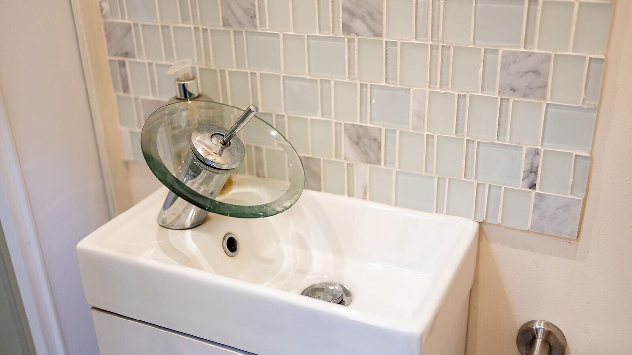 Photo of Bathroom in Grafton Regis