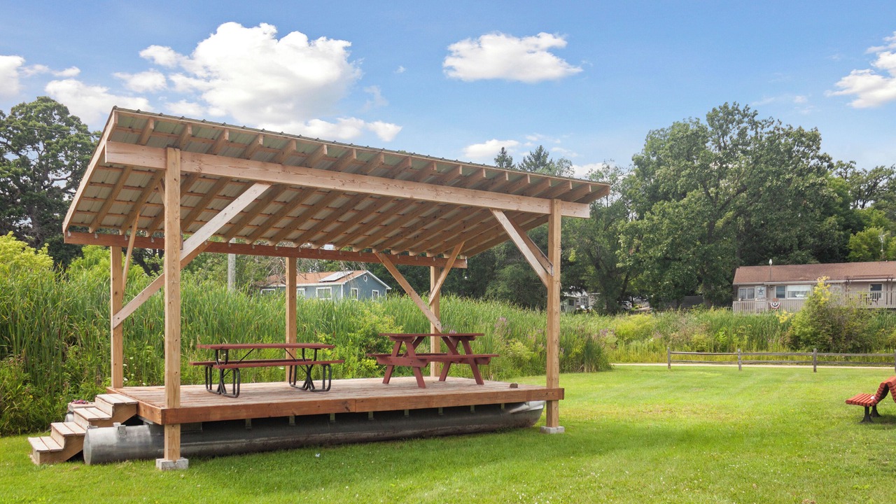 Photo of Outdoor in Edgerton