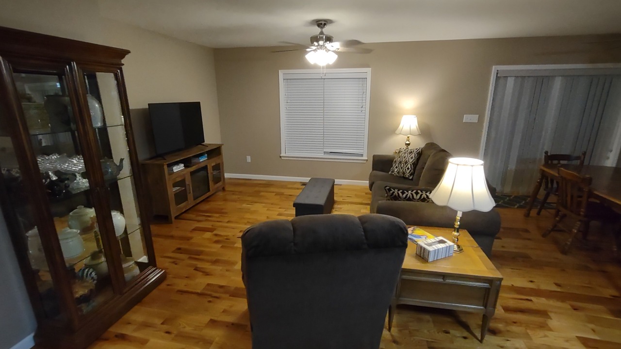 Photo of Livingroom in Byrnes Mill