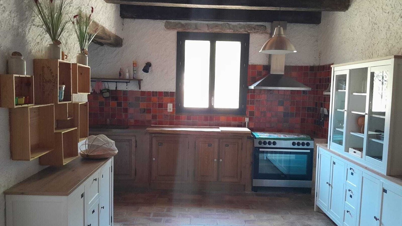 Photo of Kitchen in Saint-Marcel-d'Aredeche
