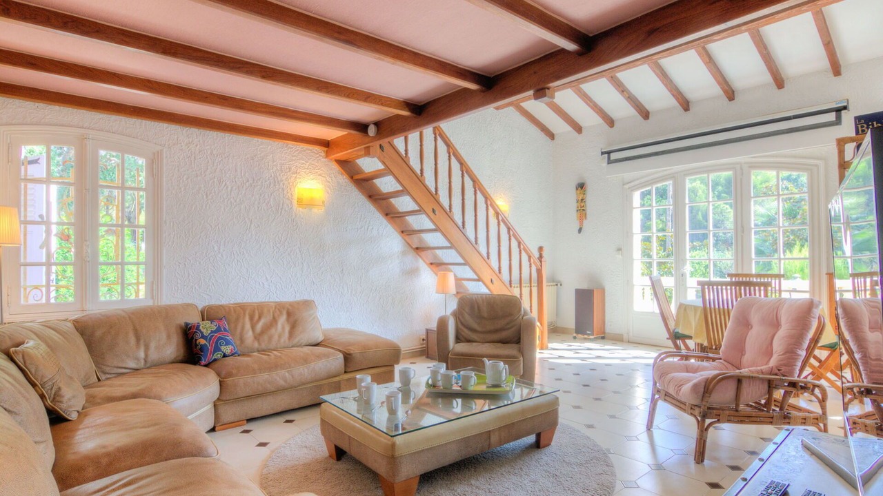 Photo of Outdoor in Antheor