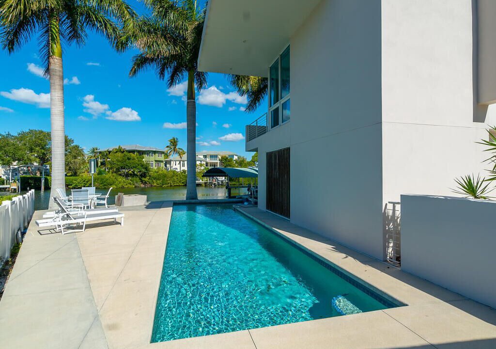 Photo of Outdoor in Trailer Estates