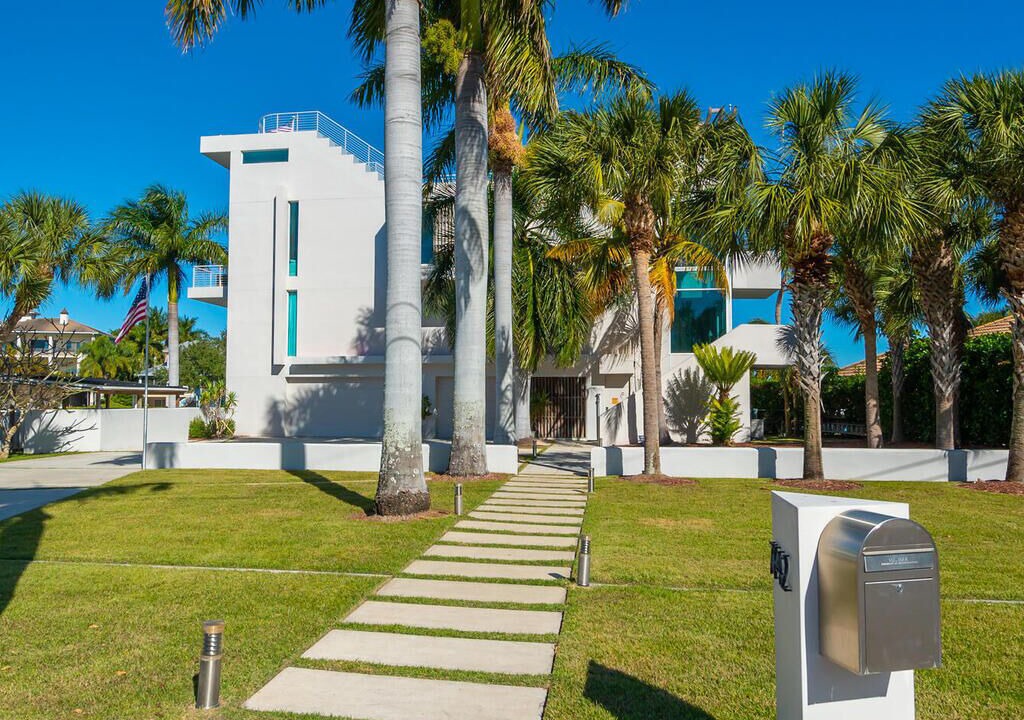Photo of Outdoor in Trailer Estates
