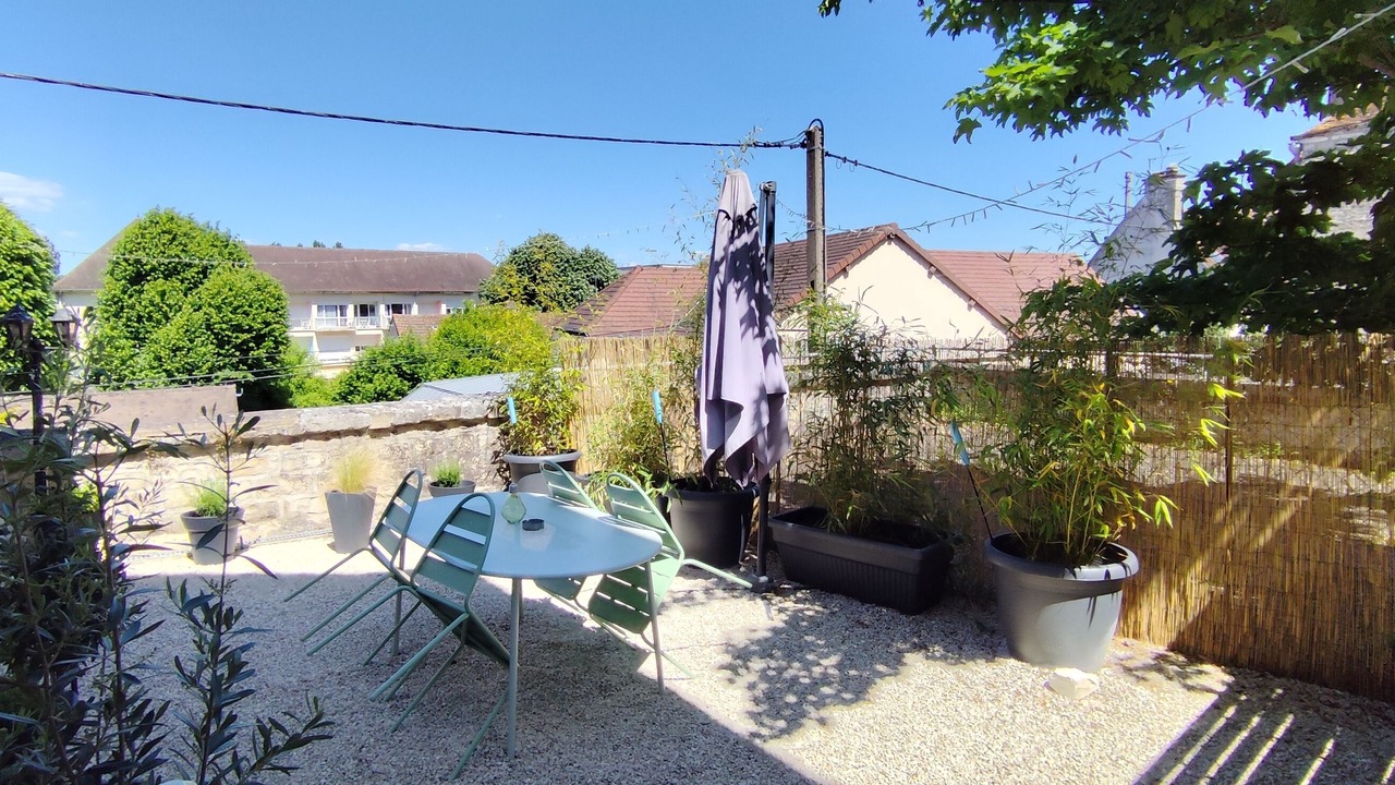 Photo of Outdoor in Tonnerre