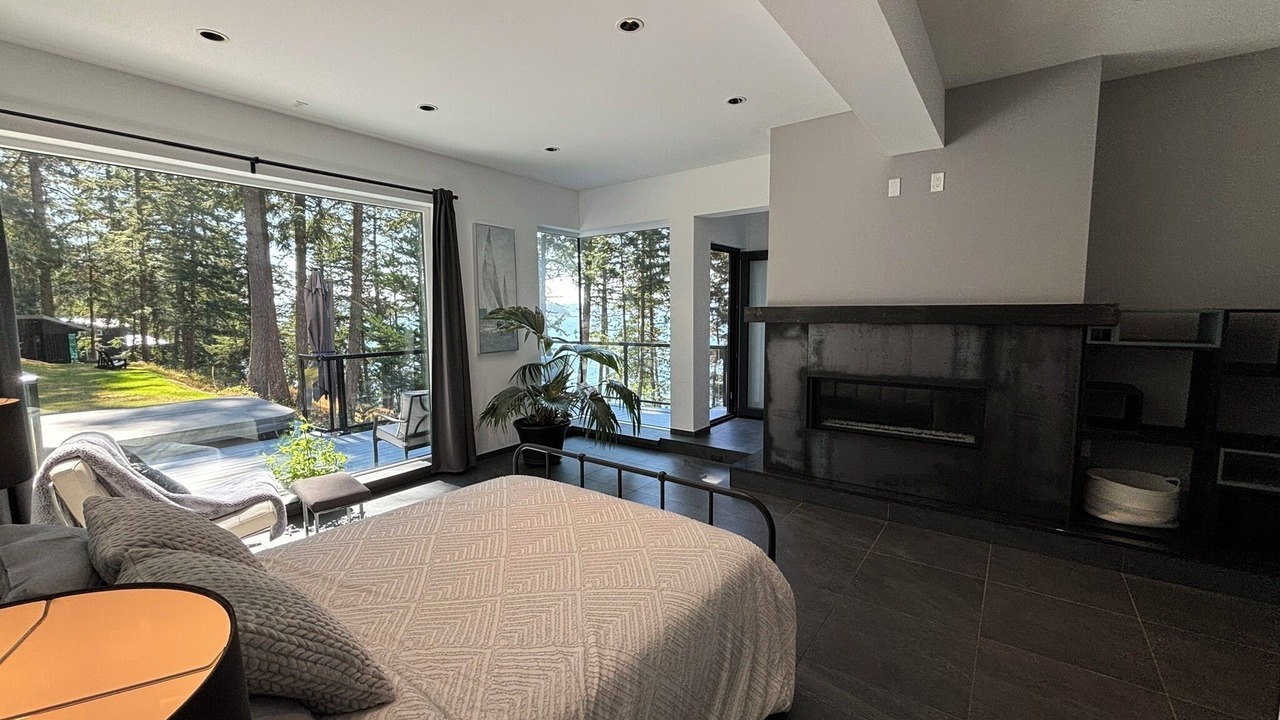Photo of Bedroom in Bowen Island