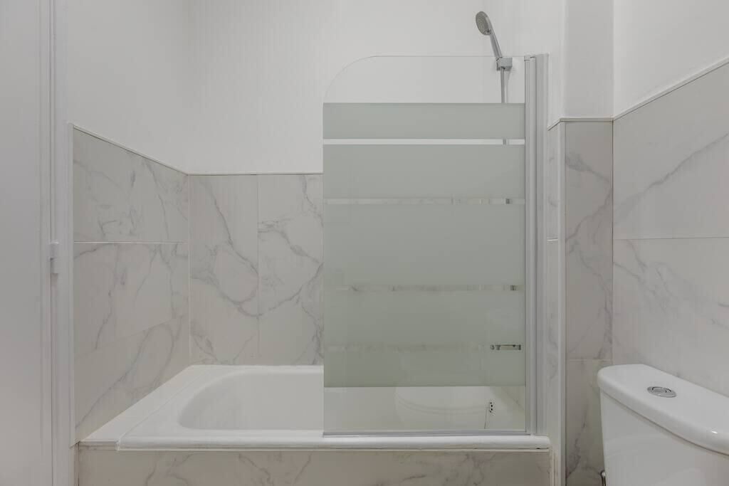 Photo of Bathroom in Amadora